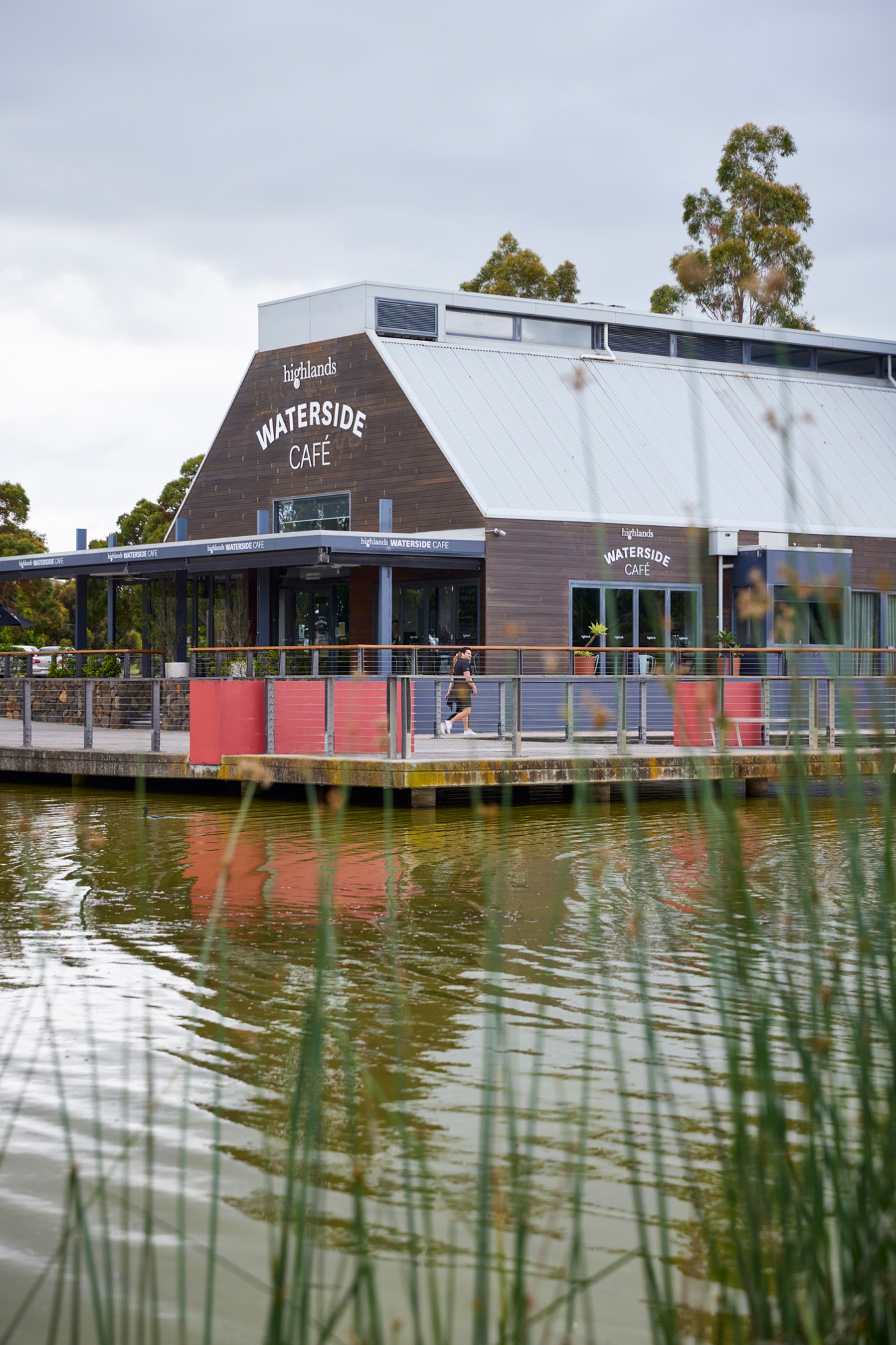 Waterside Cafe